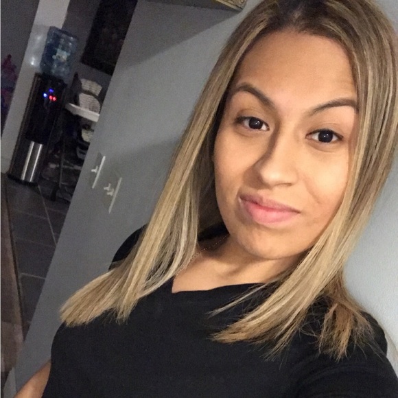 Meet your Posher, Karen - Picture 1 of 1